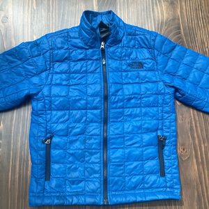 The NorthFace boys thermoball jacket small 7/8